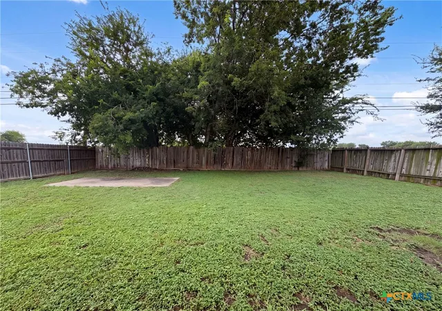 Photo 15 of Single family home for sale at 129 Meadowbrook Dr, Temple, TX 76502 | MLS# 619988 | Listing updated on 2026-10-08