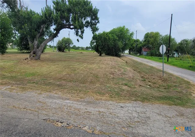 4th image of 509 W Houston Ave, Seadrift, TX 77983 | MLS# 619970