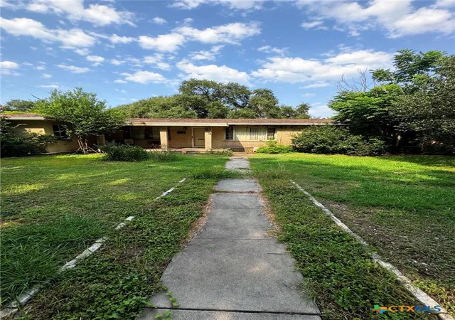 Photo 1 of Single family home for sale at 803 Lawndale Ave, Victoria, TX 77901 | MLS# 619995 | Listing updated on 2026-07-17