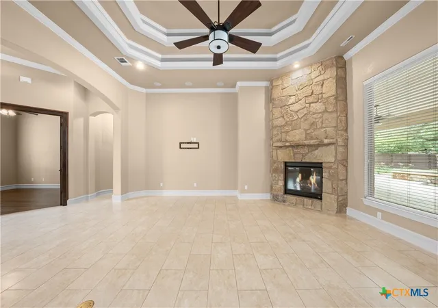 Photo 4 of Single family home for sale at 12 Lago Verde Ln, Belton, TX 76513 | MLS# 619899 | Listing updated on 2026-10-07