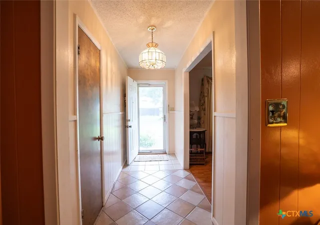 3rd image of 2411 Ozark St, Victoria, TX 77901 | MLS# 619029