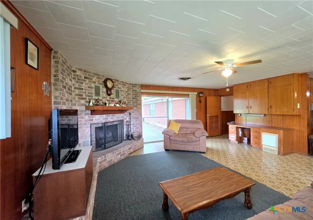 Photo 2 of Single family home for sale at 518 N San Patricio St, Goliad, TX 77963 | MLS# 620036 | Listing updated on 2026-07-19