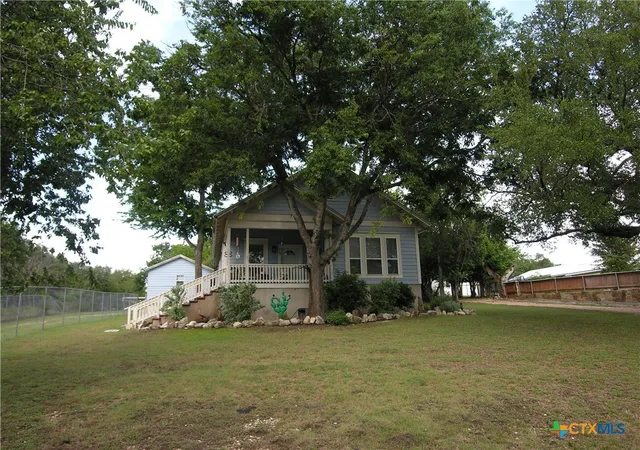 Photo 2 of Single family home for sale at 13 Cockrell Cir, Lampasas, TX 76550 | MLS# 619421 | Listing updated on 2026-07-29