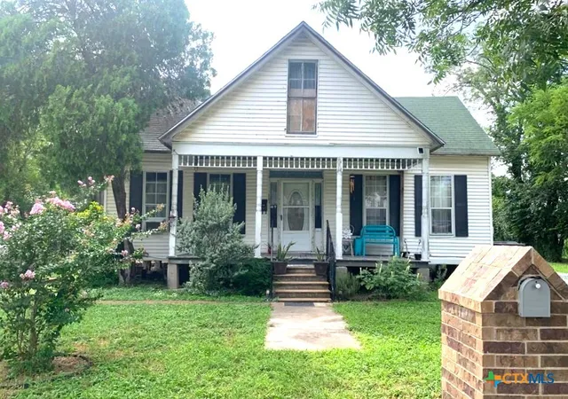Photo 1 of Single family home for sale at 508 Stockdale St, Cuero, TX 77954 | MLS# 619967 | Listing updated on 2026-07-22