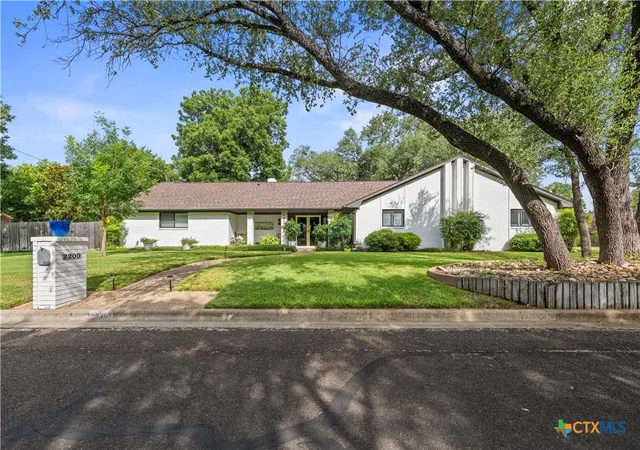 1st image of 2200 Antelope Trl, Harker Heights, TX 76548 | MLS# 620045