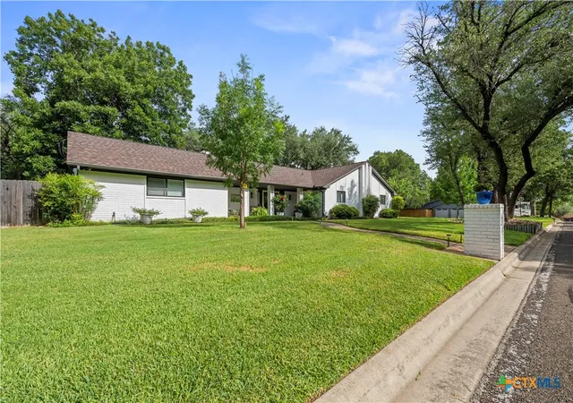 2nd image of 2200 Antelope Trl, Harker Heights, TX 76548 | MLS# 620045