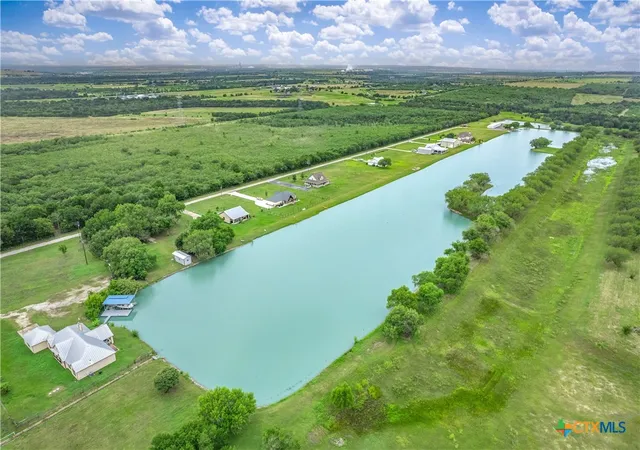 5th image of 227 Ski Plex Dr, Seguin, TX 78155 | MLS# 619886