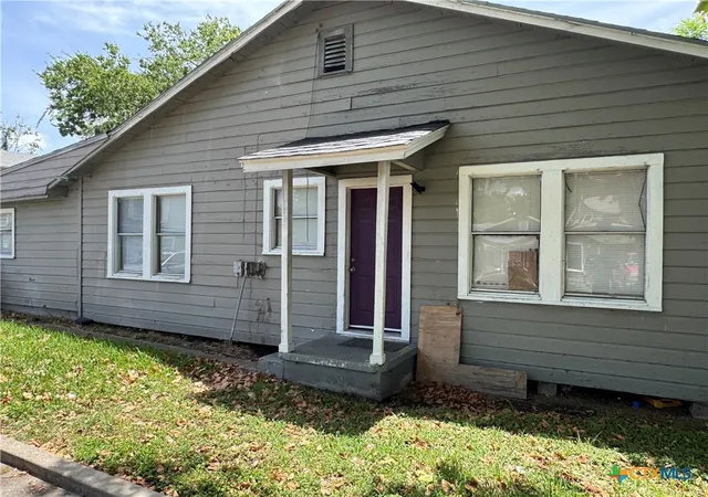 Listing Photo 4 - Condo for sale in building located at 1314 E Power Ave, Victoria, TX 77901