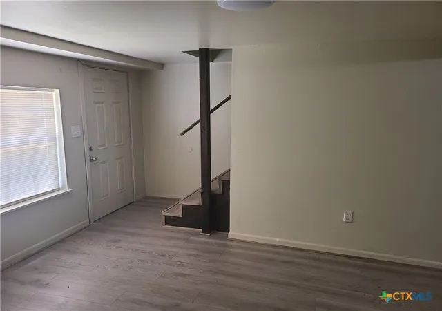 Listing Photo 2 - Condo for sale in building located at 1314 E Power Ave, Victoria, TX 77901 - Unit #