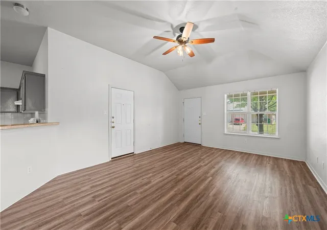 Listing Photo 4 - Condo for sale in building located at 200 Dale Earnhardt Dr, Harker Heights, TX 76548