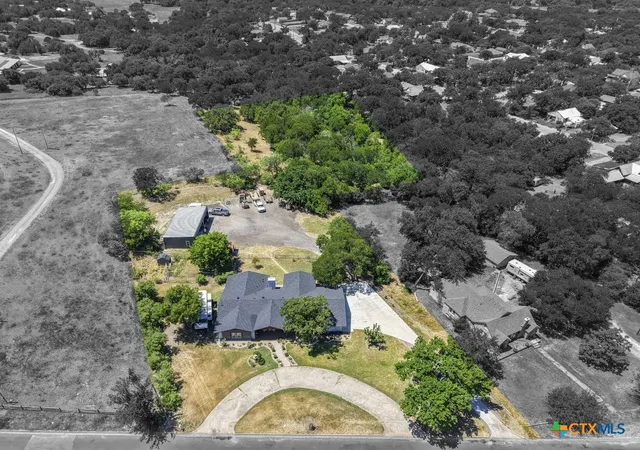 2nd image of 1806 Bridge St, Gatesville, TX 76528 | MLS# 619525
