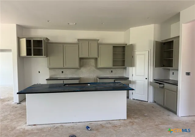 Photo 3 of Sale Pending at 5005 Miranda Dr, Belton, TX 76513 | MLS# 620275 | Listing updated on 2026-07-21