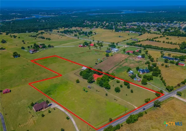 2nd image of 10941 Moffat Rd, Temple, TX 76502 | MLS# 619949