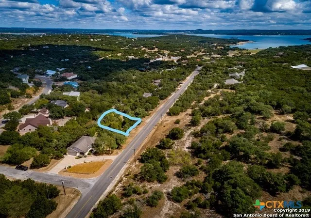 Homes for sale in Canyon Lake, TX | 318 Gallagher Dr, Canyon Lake, TX 78133 | MLS# 620348
