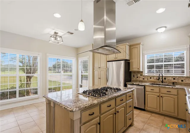 Photo 3 of Single family home for sale at 273 Shannon Valley Dr, Victoria, TX 77904 | MLS# 620147 | Listing updated on 2026-07-22