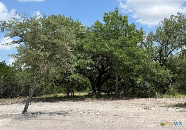 Photo 2 of Land for sale at 1092 Kenton Pkwy, Salado, TX 76571 | MLS# 620403 | Listing updated on 2026-07-22