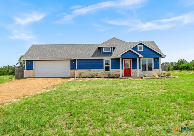 2nd image of 639 Blackbuck Ridge Dr, Lampasas, TX 76550 | MLS# 620467