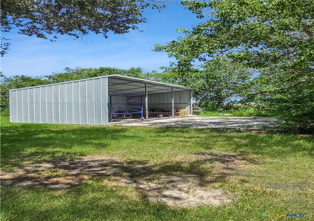 21st image of 82 Bayou Dr, Port Lavaca, TX 77979 | MLS# 620321