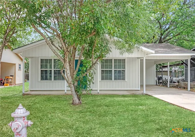 22nd image of 1037 N Guadalupe St, Seguin, TX 78155 | MLS# 619719