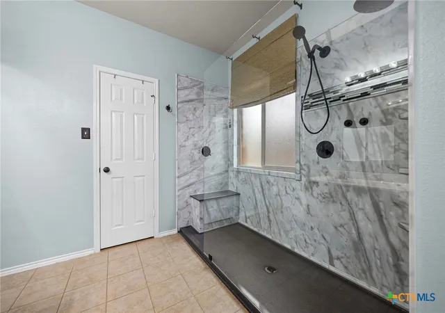Photo 1 of Single family home for sale at 5311 English Oak Dr, Killeen, TX 76542 | MLS# 619151 | Listing updated on 2026-09-23
