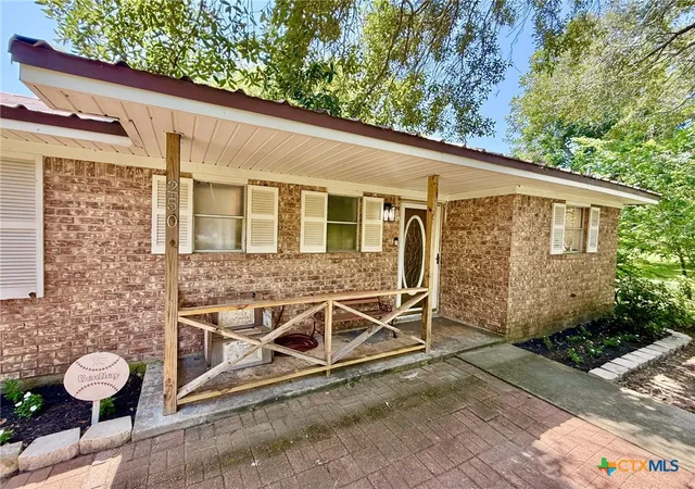 4th image of 250 Robertson St, Lolita, TX 77971 | MLS# 619922
