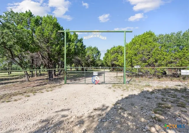 Photo 2 of Single family home for sale at 405 Wilson Branch Rd, Killeen, TX 76542 | MLS# 620557 | Listing updated on 2026-10-07