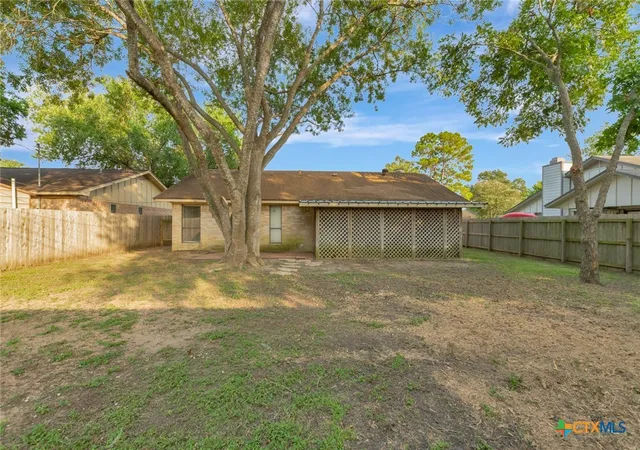 29th image of 110 Concord Ln, Victoria, TX 77901 | MLS# 620461