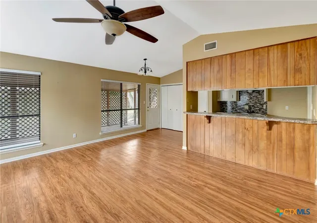 5th image of 110 Concord Ln, Victoria, TX 77901 | MLS# 620461