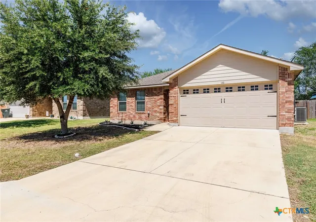 1st image of 186 Talon, Luling, TX 78648 | MLS# 620579
