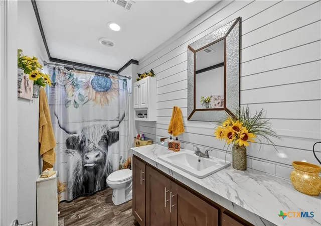 Photo 48 of Single family home for sale at 6072 County Rd 122, Hallettsville, TX 77964 | MLS# 619759 | Listing updated on 2026-07-24