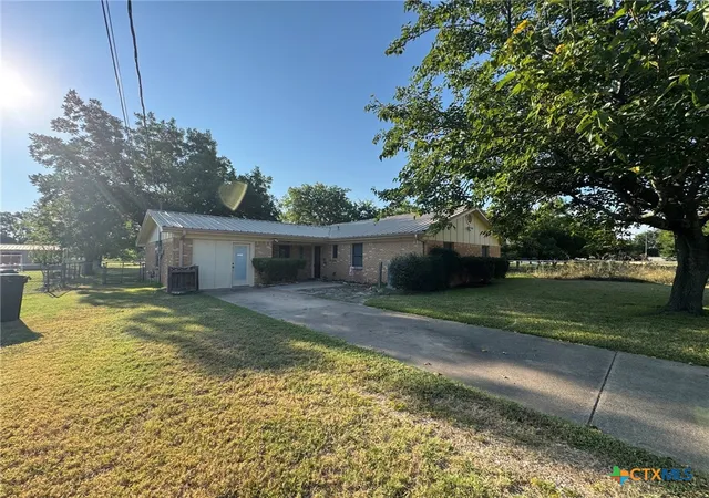 1st image of 105 Curry Dr, Gatesville, TX 76528 | MLS# 620440