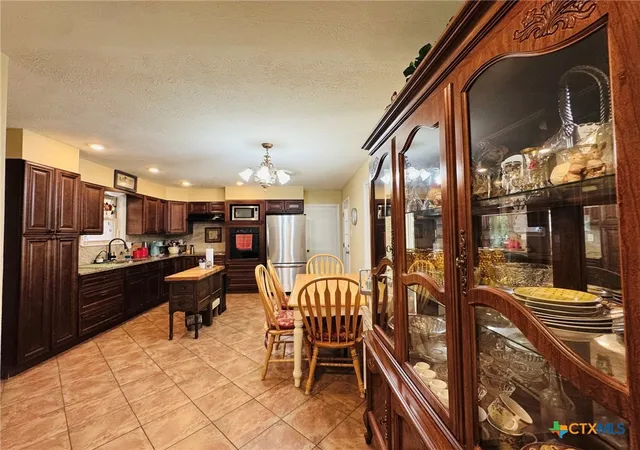 4th image of 105 Curry Dr, Gatesville, TX 76528 | MLS# 620440