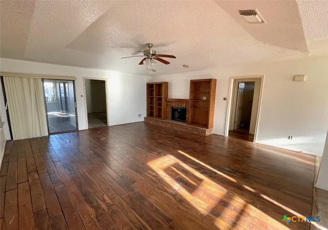 Photo 2 of Single family home for sale at 401 Highridge Cvs, Killeen, TX 76543 | MLS# 620625 | Listing updated on 2026-07-27