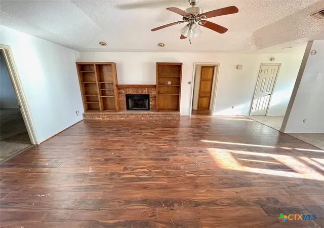 Photo 4 of Single family home for sale at 401 Highridge Cvs, Killeen, TX 76543 | MLS# 620625 | Listing updated on 2026-07-27