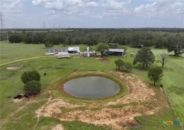 3rd image of 1576 Settlers Way, Seguin, TX 78155 | MLS# 620462