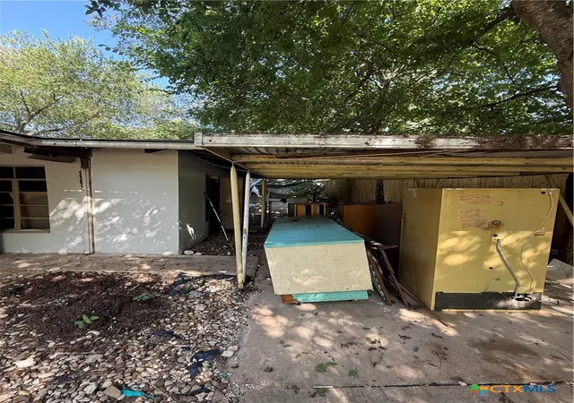 2nd image of 900 Haynes St, San Marcos, TX 78666 | MLS# 620649