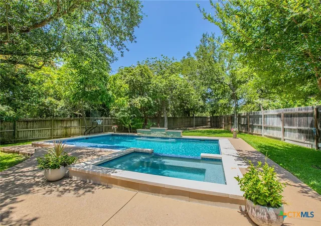 2nd image of 11216 Bridgeport Dr, Temple, TX 76502 | MLS# 620587