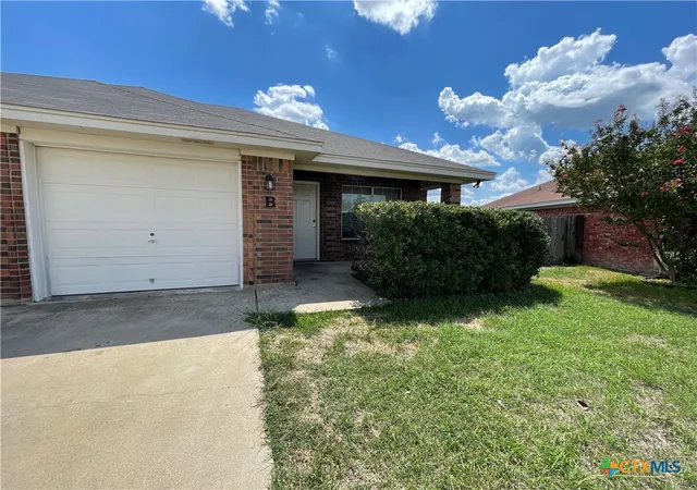 Photo 2 of Multi family home for sale at 1906 Charleston Ct, Killeen, TX 76542 | MLS# 620480 | Listing updated on 2026-07-27