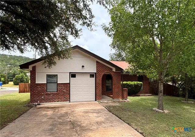 1st image of 2001 Pleasant Ln, Copperas Cove, TX 76522 | MLS# 620714