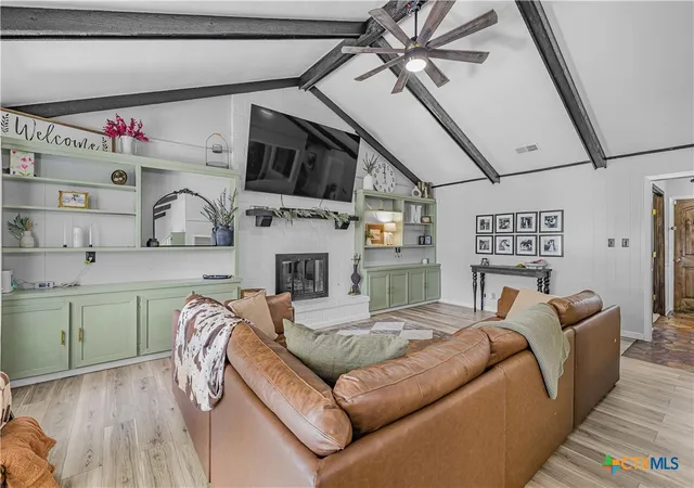 Photo 3 of Single family home for sale at 101 King Arthur St, Victoria, TX 77904 | MLS# 620537 | Listing updated on 2026-07-28