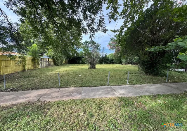 Photo 1 of Land for sale at 604 Attas Ave, Killeen, TX 76541 | MLS# 620544 | Listing updated on 2026-07-27