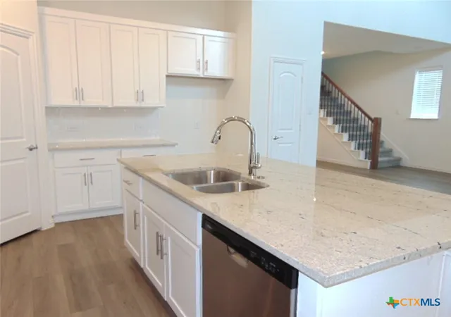 Photo 3 of Single family home for sale at 262 Little Brg Dr, Lavon, TX 75166 | MLS# 620814 | Listing updated on 2026-07-27