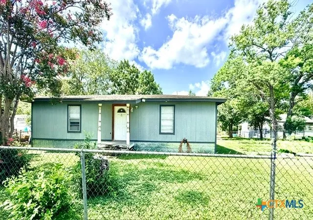 1st image of 1009 Morelos St, Seguin, TX 78155 | MLS# 620866