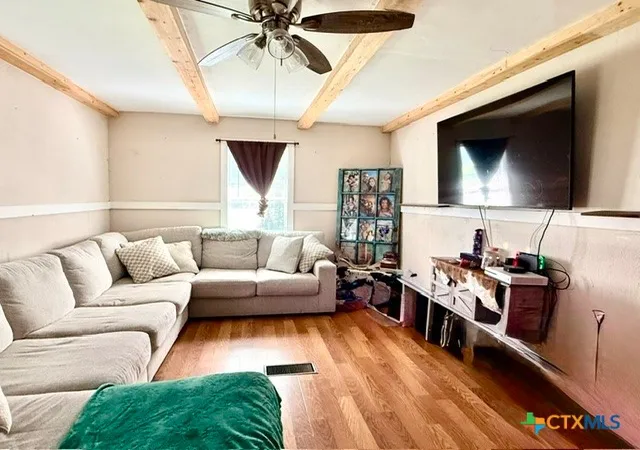 5th image of 1009 Morelos St, Seguin, TX 78155 | MLS# 620866