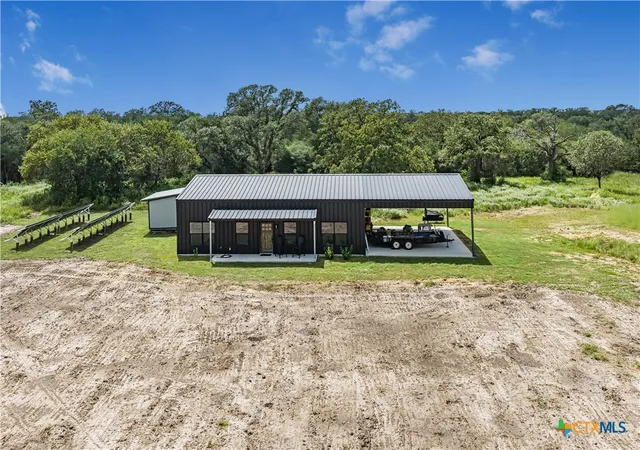 Photo 2 of Single family home for sale at 862 Baecker Rd, Goliad, TX 77963 | MLS# 620805 | Listing updated on 2026-07-30