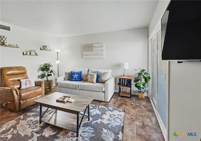 4th image of 4141 Whiteley Dr #304, Corpus Christi, TX 78418 | MLS# 620778