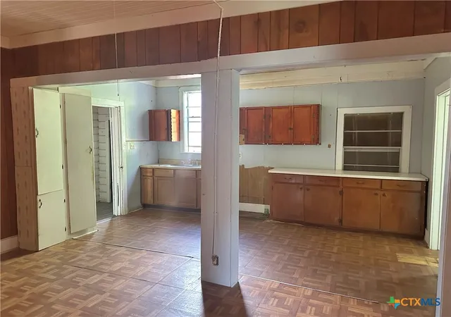 2nd image of 1503 Lova Dr, Victoria, TX 77901 | MLS# 620930
