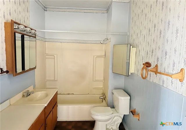 5th image of 1503 Lova Dr, Victoria, TX 77901 | MLS# 620930