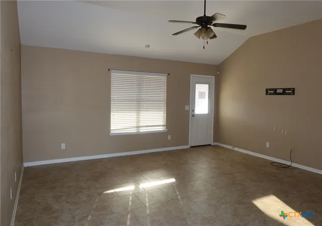 Photo 2 of Single family home for sale at 7603 Zircon Dr, Killeen, TX 76542 | MLS# 620833 | Listing updated on 2026-10-01