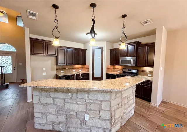 Photo 2 of Single family home for sale at 1305 Rocky Ridge Trl, Harker Heights, TX 76548 | MLS# 620946 | Listing updated on 2026-10-08